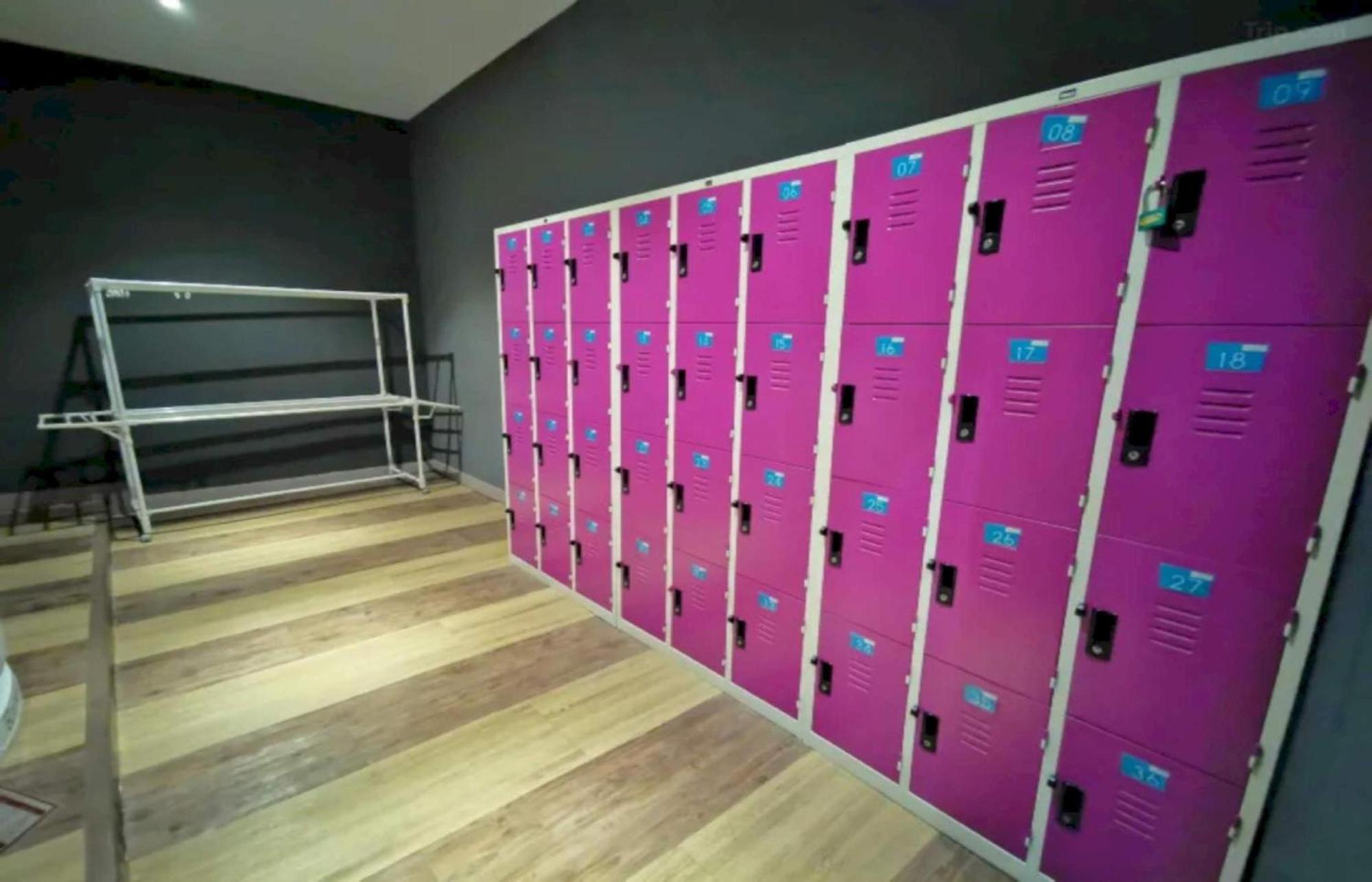 Capital O 75451 Podstel Hostel バンコク都 エクステリア 写真