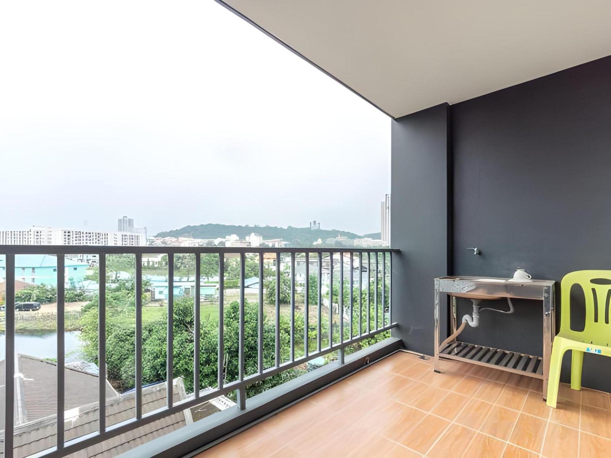 Capital O 75451 Podstel Hostel バンコク都 エクステリア 写真